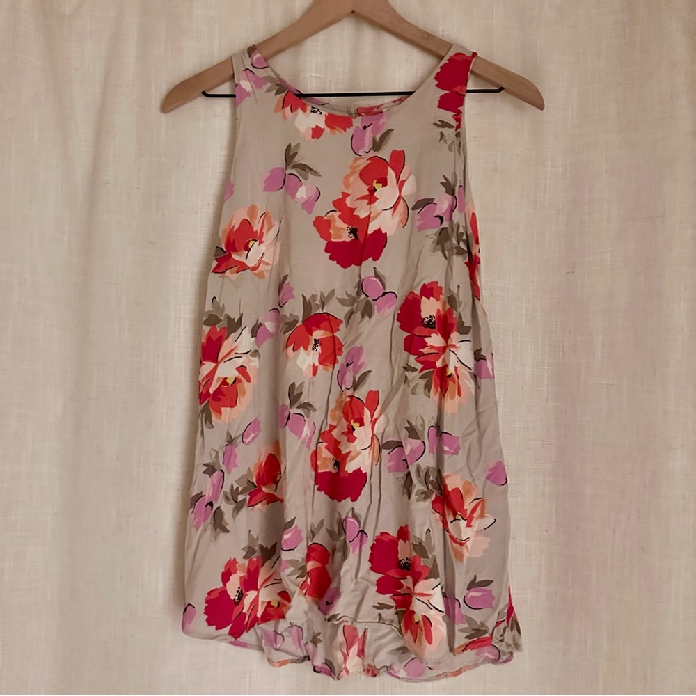 Floral Sleeveless Tank Top - Beige with Red & Pink Blooms